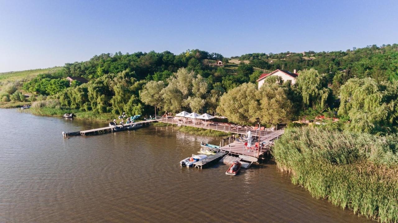 Enpi Lake Resort Ιάσιο Εξωτερικό φωτογραφία