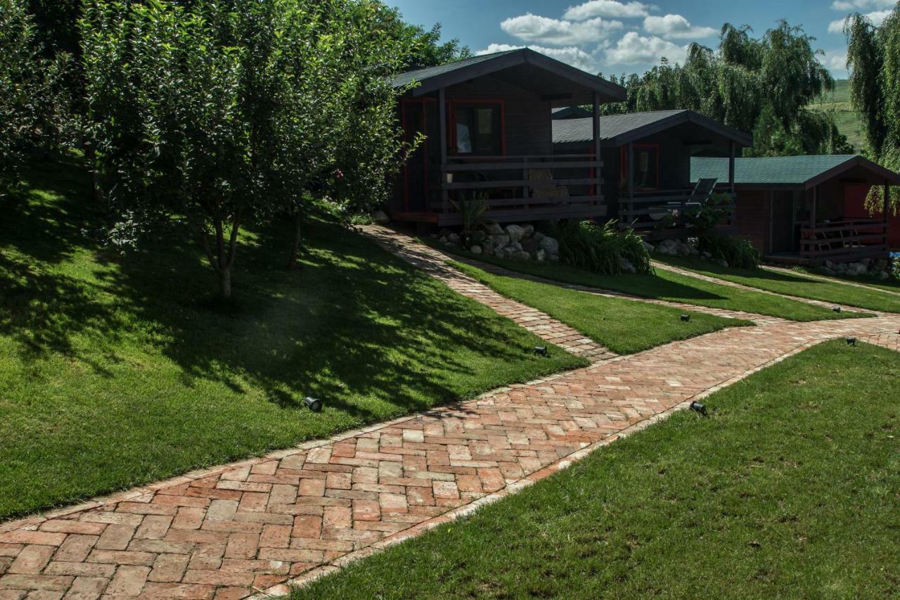 Enpi Lake Resort Ιάσιο Εξωτερικό φωτογραφία