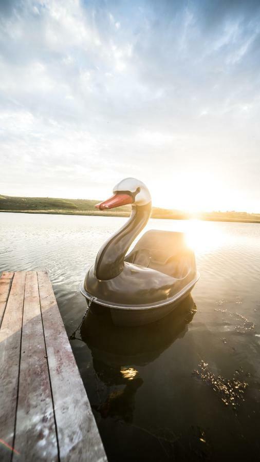 Enpi Lake Resort Ιάσιο Εξωτερικό φωτογραφία